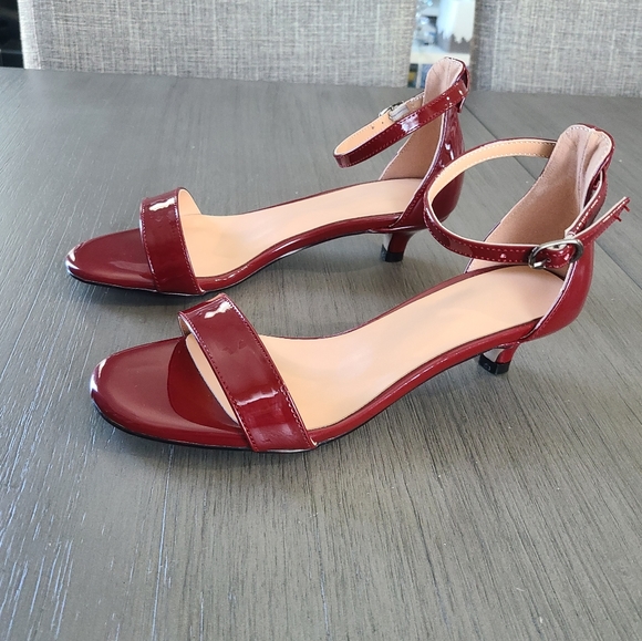 NWT - Red Wine Sandals - kitten heels ๐ - Picture 3 of 14